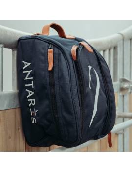 bolsa para casco equitación azul marino con logo delantero antares