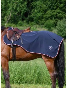 caballo con manta riñonera de trabajo caballo azul marino con ribete rojo tommy hilfiger springfield