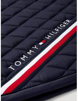 detalle logo mantilla salto azul marino caballo logo tommy hilfiger azul marino