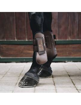 caballo con protectores delantero marrón kentucky velcro