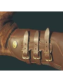 protectores delanteros caballo cuero con cintas de piel marrónes dyon
